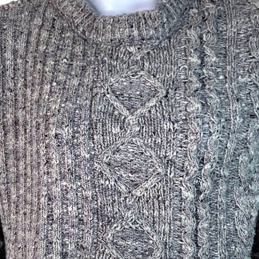 Free People Gray Chunky Cable Knit Cropped  Sweater Dolman Sleeves  XS - Picture 2 of 7